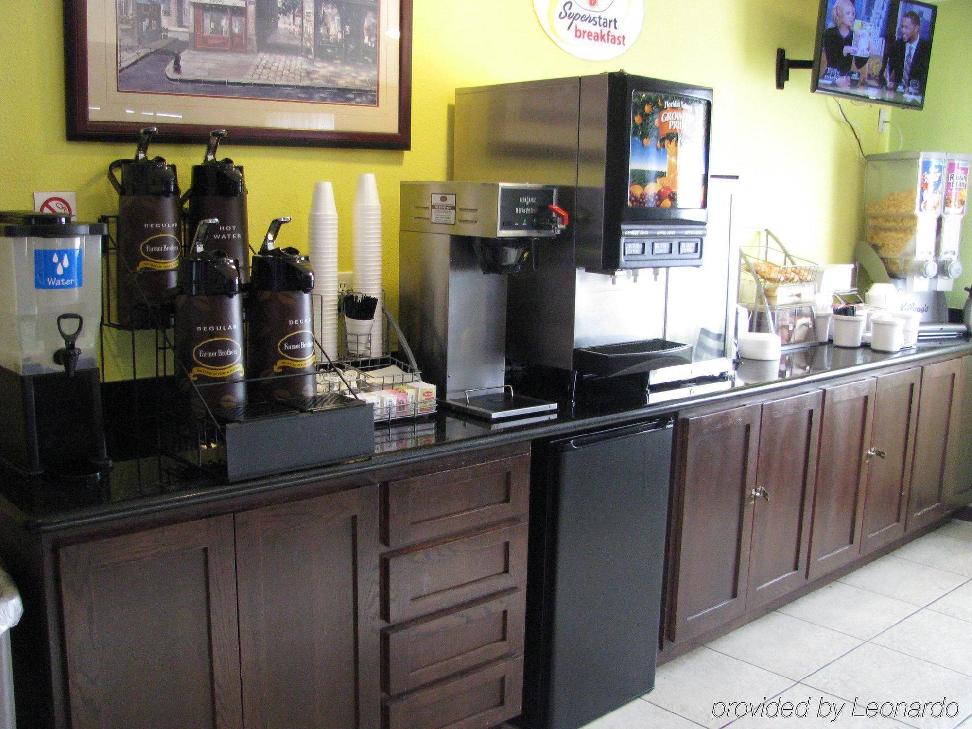 ซูเปอร์ 8 บาย วินด์แฮม แซคราเมนโต Hotel ซาคราเมนโต ภายนอก รูปภาพ